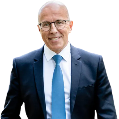 2/02/23 : Eric Ciotti se prépare à une candidature à la mairie de...