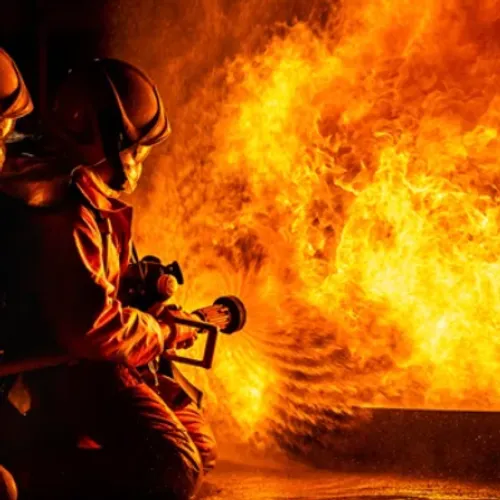 Un incendie détruit un hangar et 300 tonnes de foin dans une ferme...