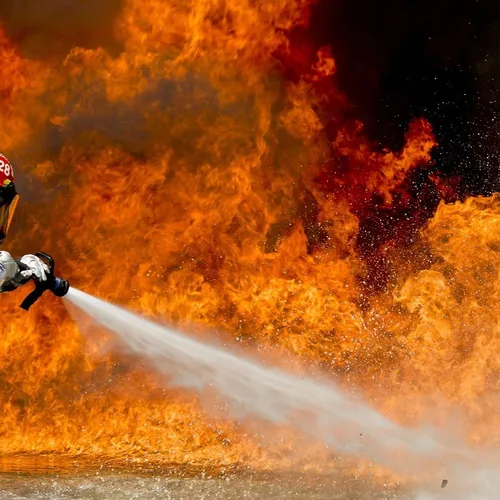 Los Angeles : un suspect de 29 ans arrêté, dix mois après les...