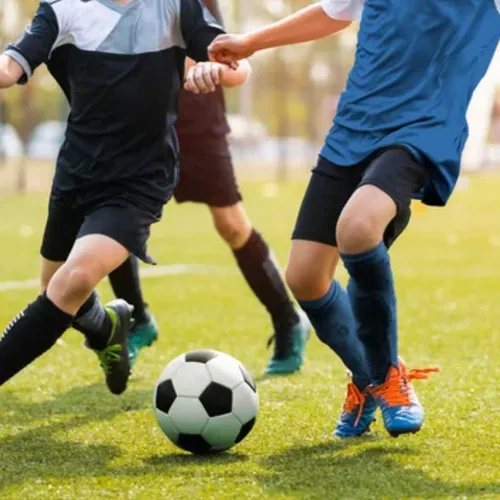 Football amateur en Alsace : un joueur suspendu après des propos...