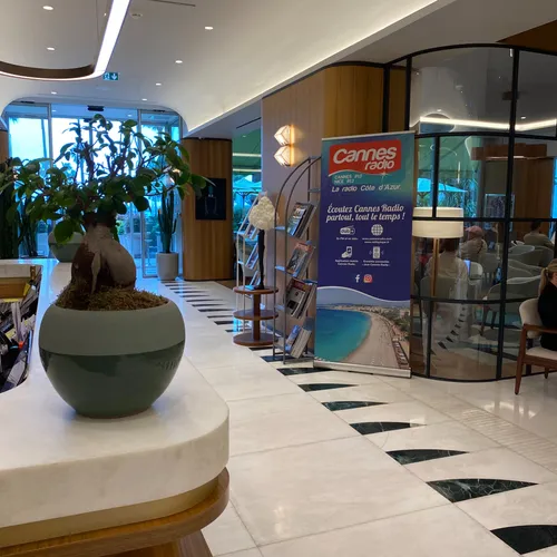 Vivez le Festival de Cannes avec Cannes Radio au Mondrian à Cannes