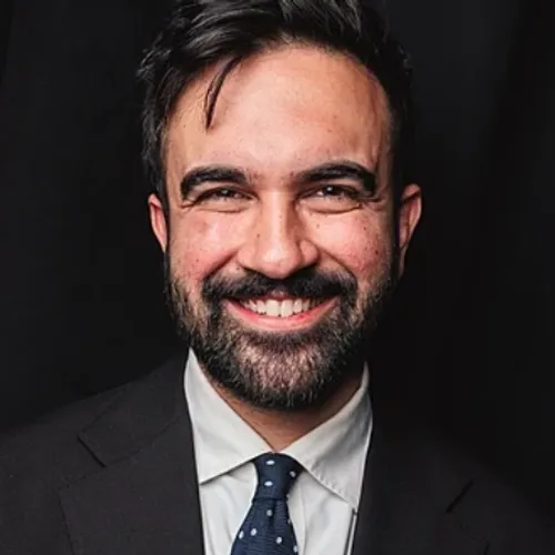 New York : Zohran Mamdani élu maire, première historique