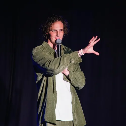 L'INVITE DE CANNES RADIO : PAUL DE SAINT SERNIN