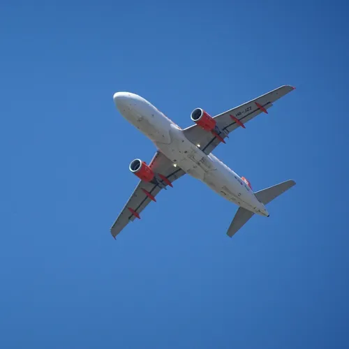 Collision évitée à l’aéroport de Nice : l’enquête judiciaire touche...