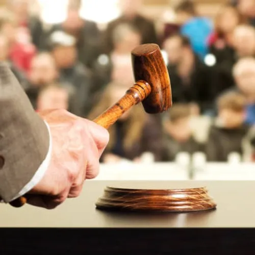 Nice : un manuscrit de Philippe Pétain est mis aux enchères 