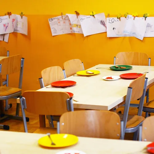 Cantine à Nice : les absences injustifiées coûteront 4,90 euros de...