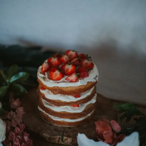 Chiffon cake à la fraise et rhubarbe