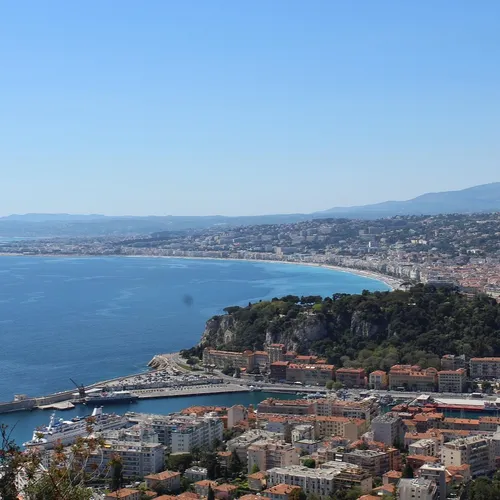 Municipales à Nice : la gauche dévoile son projet pour la caserne...