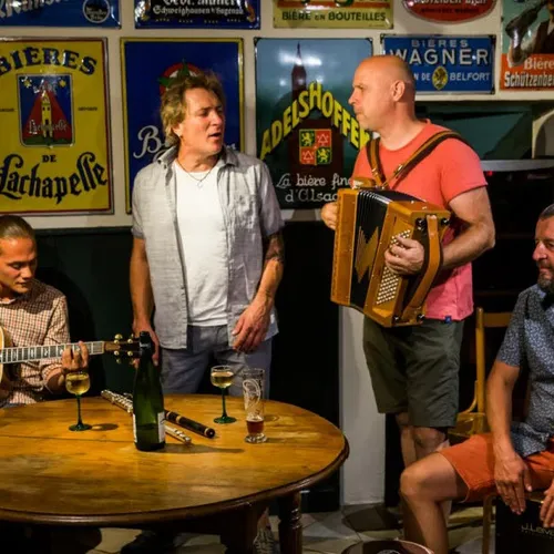 Babüsk, la folk alsacienne qui parle à toutes les générations