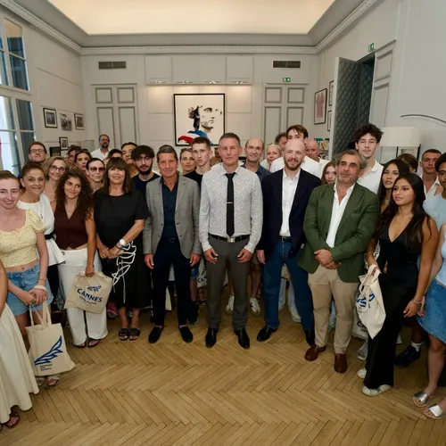 Cannes récompense 38 bacheliers ayant obtenu la mention très bien