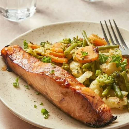 Saumon mariné, grillé et caramélisé