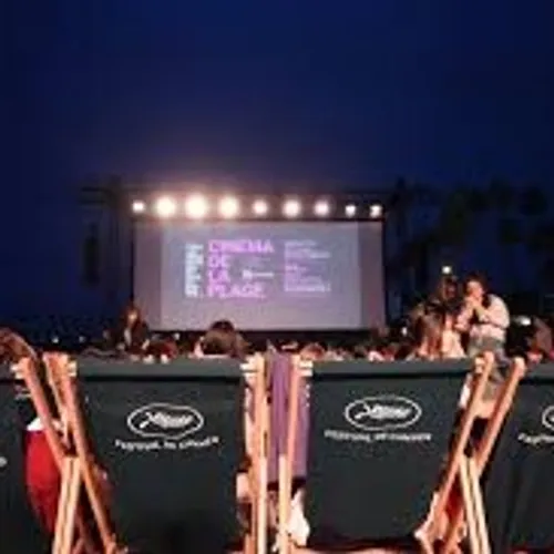 Le festival de Cannes c’est aussi le cinéma de la plage