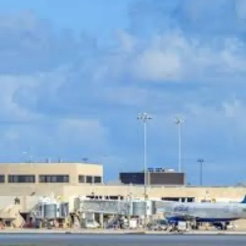 L’aéroport de Palm Beach portera officiellement le nom de Donald...