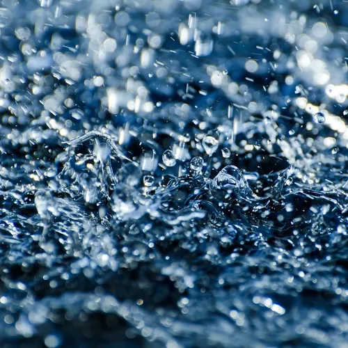 L'eau tue beaucoup plus que le feu : une campagne de prévention...