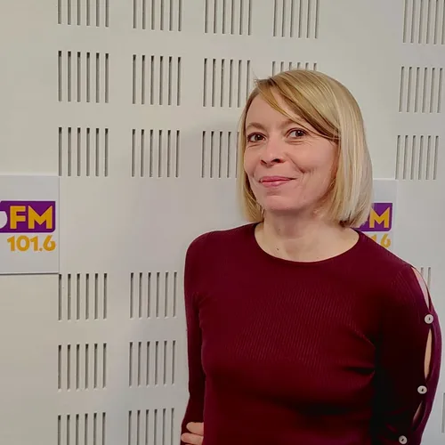 Claire, commerciale et conseillère média