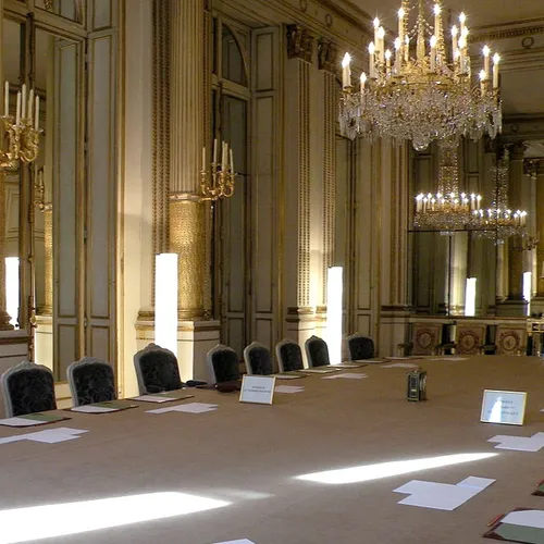Le gouvernement continue de s’activer après les violences de la...