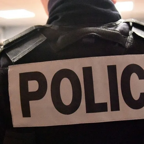 Le policier de Versailles suspecté de préparer un acte terroriste,...