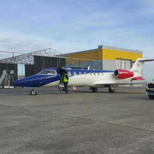 L’Albanie demande l’extradition d’un ressortissant et la saisie de...