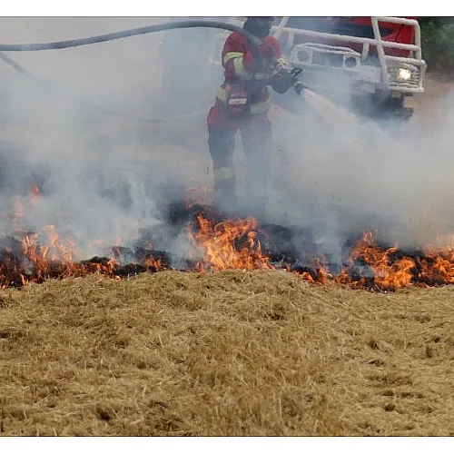Un incendie a Aunay-sous-Crécy provoque des restrictions d’eau dans...