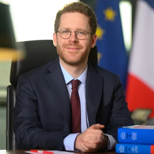Le ministre de l’Action et des Comptes publics, dans les Yvelines...