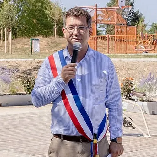 Le maire de Saclay a-t-il outrepassé ses droits ?