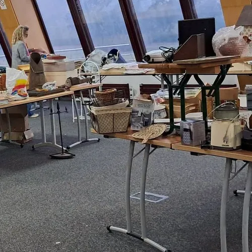 Donner pour la bonne cause, acheter à pas cher : c'est à...