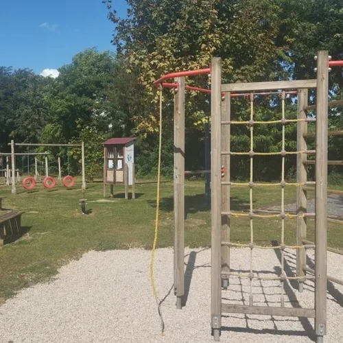 Lassigny : exhibition sexuelle de 2 personnes âgées près d’un parc...