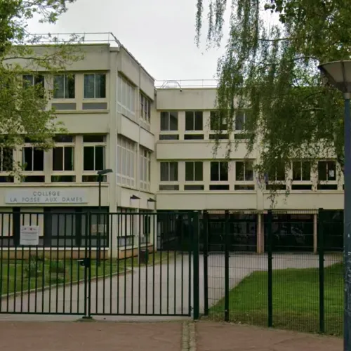 Les Clayes-sous-Bois : un professeur de technologie accusé de viol