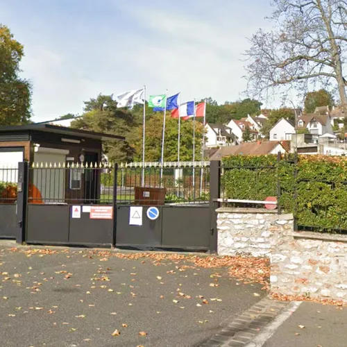 Le meilleur collège de l’Essonne se trouve à La Ville-du-Bois