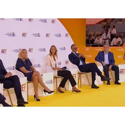 Sept candidats à la présidentielle se sont retrouvés à...
