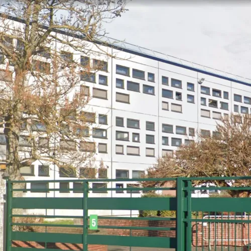 Blocage : la police est intervenue ce matin devant le lycée Jules...