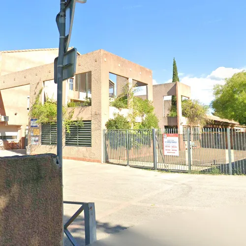 Bouches-du-Rhône : un collégien de 14 ans ouvre le feu : le...