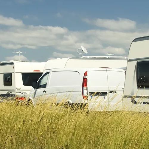 Yvelines : de nombreux gens du voyage installés dans un petit village