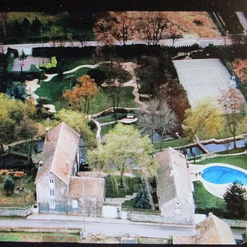 Le projet de rachat du Moulin de Dannemois se complique pour Claude...