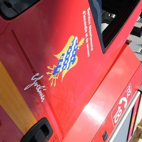 Une femme perd la vie dans l’incendie de son appartement aux Mureaux