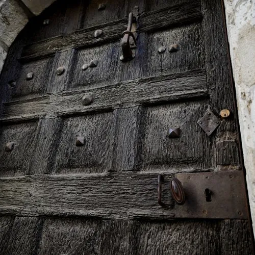Chartres de porte en porte, une idée décalée pour découvrir la ville