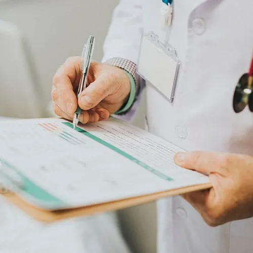 Patients en affection de longue durée sans médecin traitant : quel...