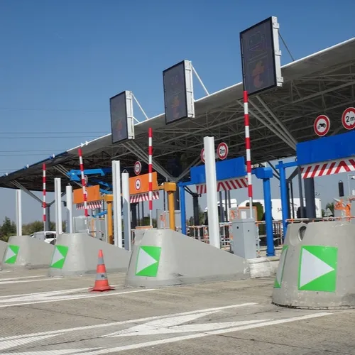 A16 : le péage d’Amiens Ouest bloqué par une centaine de gens du...