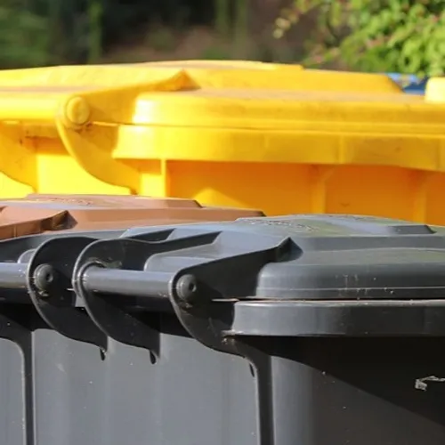 Amiens : avec la mobilisation lycéenne, la récolte des déchets est...
