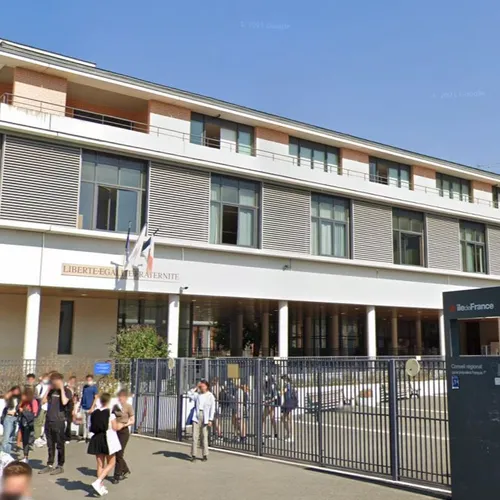 À Fontainebleau, le lycée François Ier s’est retrouvé partiellement...