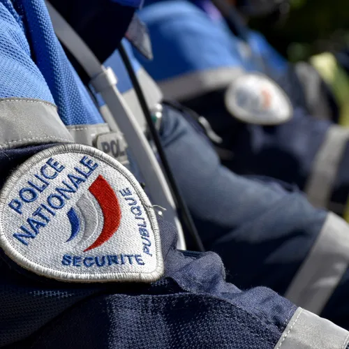 Deux bijouteries cambriolées à une heure d'intervalle dans des...