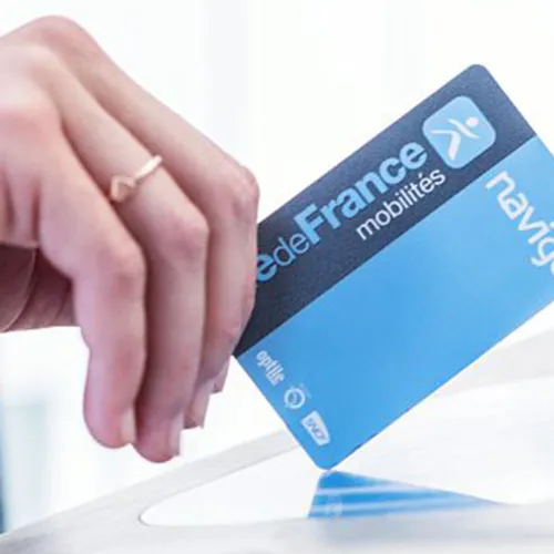 Voyageurs franciliens, vous allez payer le pass Navigo plus cher,...