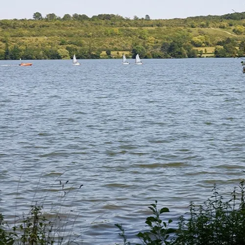 Le plan d'eau de Mézières-Écluzelles, le plus grand lac d'Eure-et-Loir