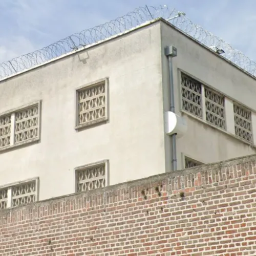 Amiens : un détenu fait une chute depuis le 4ème étage