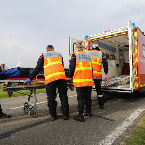 Une personne en urgence absolue après un accident sur l'A16