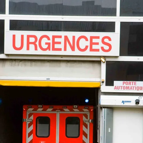 Une femme envoie son mari volage au service des grands brûlés dans...