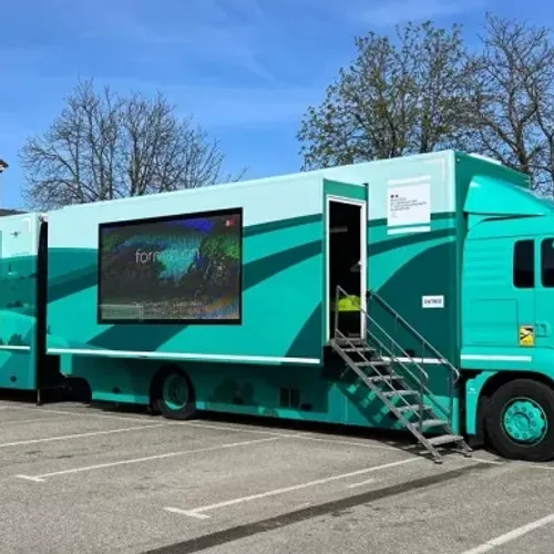 Montereau-Fault-Yonne : un camion pour faire briller l'enseignement...