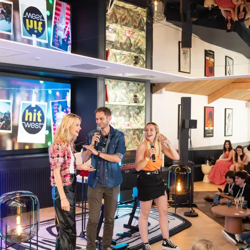 Angèle à Nantes - HIT WEST LIVE  