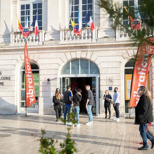L'office du tourisme d'Orléans aux couleurs de Vibration