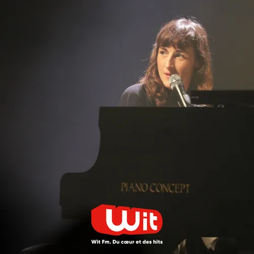 Juliette Armanet sur la scène du théâtre du Casino Barrière Bordeaux